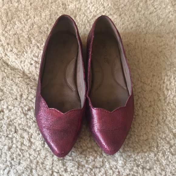 Aerosols Metallic Red Flats - Picture 3 of 4